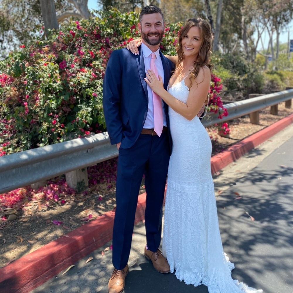 Hart Wedding Dress 💘